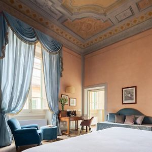 Deluxe Annex King Room