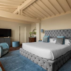 Queen Suite